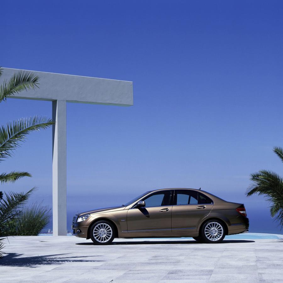  Mercedes-Benz C-Class 2007 года  (фото 144 из 413)